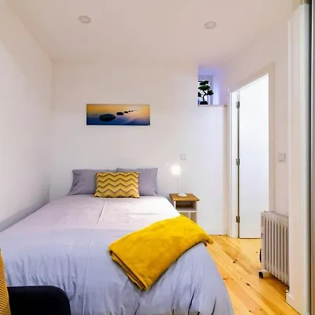 Mourarias Place - Yellow Apartamento